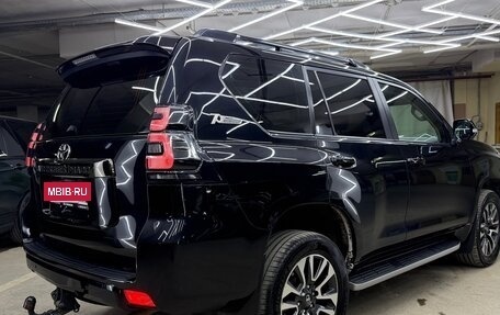 Toyota Land Cruiser Prado 150 рестайлинг 2, 2021 год, 6 100 000 рублей, 9 фотография