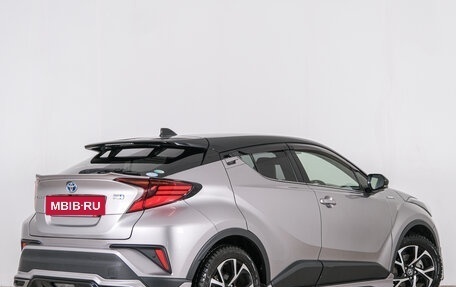 Toyota C-HR I рестайлинг, 2019 год, 2 299 000 рублей, 7 фотография
