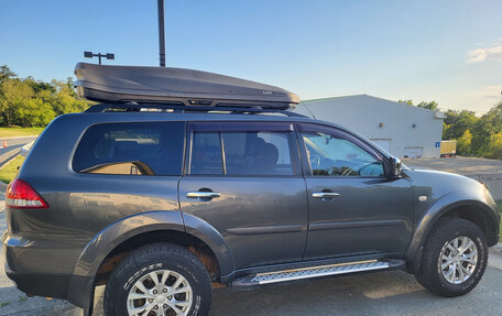 Mitsubishi Pajero Sport II рестайлинг, 2013 год, 1 700 000 рублей, 2 фотография