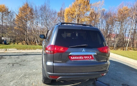 Mitsubishi Pajero Sport II рестайлинг, 2013 год, 1 700 000 рублей, 3 фотография