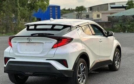 Toyota C-HR I рестайлинг, 2021 год, 1 500 000 рублей, 2 фотография