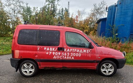 Peugeot Partner II рестайлинг 2, 2001 год, 150 000 рублей, 4 фотография