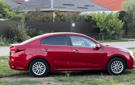KIA Rio IV, 2019 год, 1 800 000 рублей, 2 фотография
