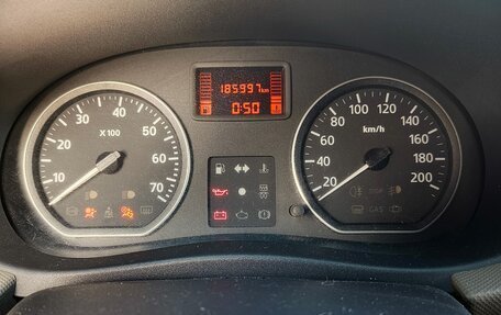 Renault Logan I, 2010 год, 305 000 рублей, 6 фотография