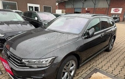 Volkswagen Passat B8 рестайлинг, 2023 год, 2 680 000 рублей, 1 фотография