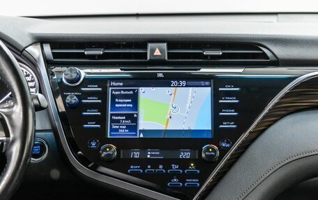 Toyota Camry, 2019 год, 2 528 000 рублей, 21 фотография