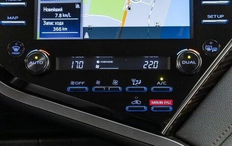 Toyota Camry, 2019 год, 2 528 000 рублей, 24 фотография