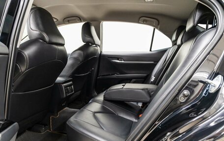 Toyota Camry, 2019 год, 2 528 000 рублей, 38 фотография