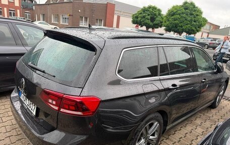 Volkswagen Passat B8 рестайлинг, 2023 год, 2 680 000 рублей, 2 фотография