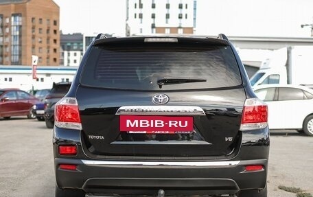 Toyota Highlander III, 2012 год, 2 150 000 рублей, 6 фотография