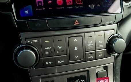 Toyota Highlander III, 2012 год, 2 150 000 рублей, 22 фотография