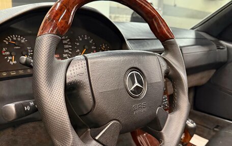 Mercedes-Benz SL-Класс, 1996 год, 7 000 000 рублей, 12 фотография