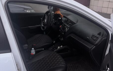KIA Rio III рестайлинг, 2014 год, 730 000 рублей, 2 фотография