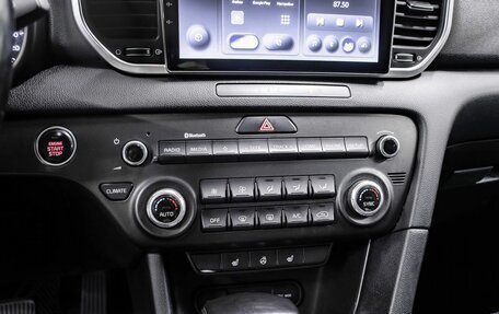 KIA Sportage IV рестайлинг, 2019 год, 1 900 000 рублей, 21 фотография