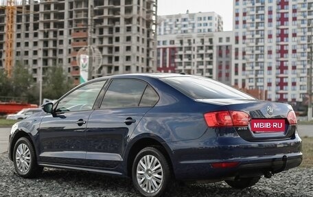 Volkswagen Jetta VI, 2012 год, 899 000 рублей, 7 фотография