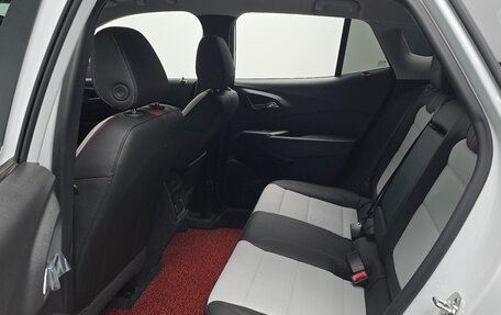 Chevrolet Trax, 2024 год, 2 050 548 рублей, 22 фотография