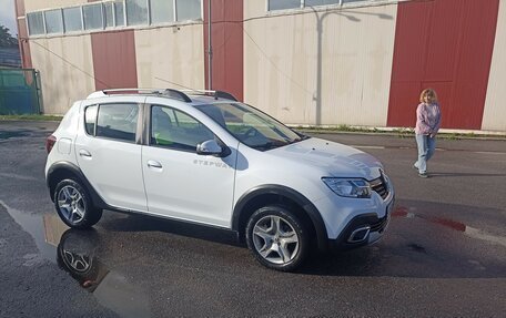 Renault Sandero II рестайлинг, 2018 год, 1 200 000 рублей, 5 фотография