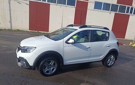 Renault Sandero II рестайлинг, 2018 год, 1 200 000 рублей, 6 фотография