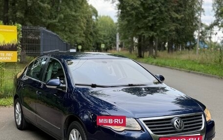 Volkswagen Passat B6, 2010 год, 585 000 рублей, 3 фотография
