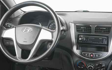Hyundai Solaris II рестайлинг, 2013 год, 929 000 рублей, 13 фотография