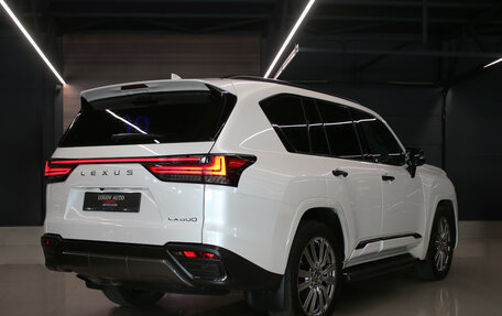 Lexus LX, 2022 год, 16 000 000 рублей, 4 фотография
