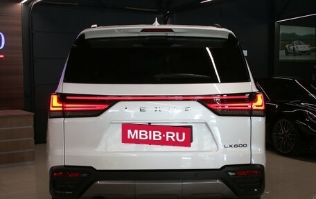 Lexus LX, 2022 год, 16 000 000 рублей, 6 фотография