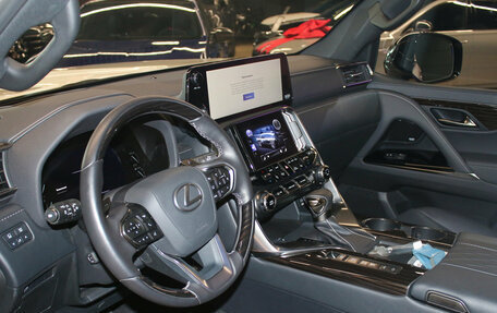 Lexus LX, 2022 год, 16 000 000 рублей, 18 фотография