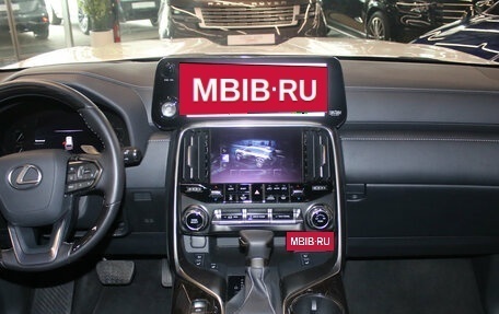 Lexus LX, 2022 год, 16 000 000 рублей, 12 фотография