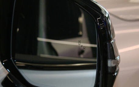Lexus LX, 2022 год, 16 000 000 рублей, 23 фотография