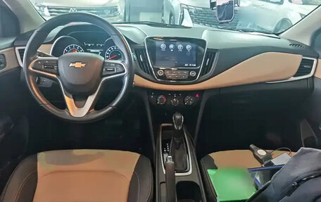 Chevrolet Monza, 2022 год, 1 231 000 рублей, 12 фотография