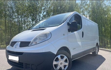 Renault Trafic, 2011 год, 1 400 000 рублей, 1 фотография