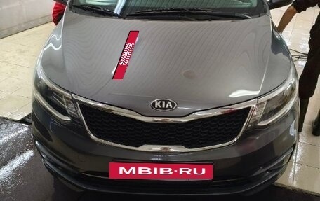 KIA Rio III рестайлинг, 2016 год, 875 000 рублей, 2 фотография