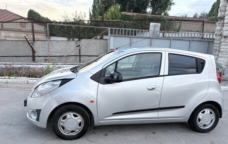 Chevrolet Spark III, 2012 год, 380 000 рублей, 3 фотография