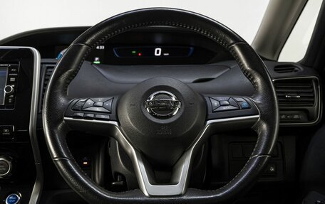 Nissan Serena IV, 2018 год, 2 259 000 рублей, 21 фотография