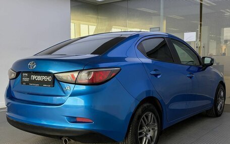Toyota Yaris III рестайлинг, 2017 год, 1 095 000 рублей, 6 фотография