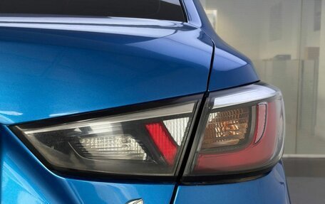 Toyota Yaris III рестайлинг, 2017 год, 1 095 000 рублей, 12 фотография