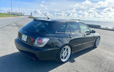 Toyota Altezza, 2002 год, 1 000 000 рублей, 8 фотография