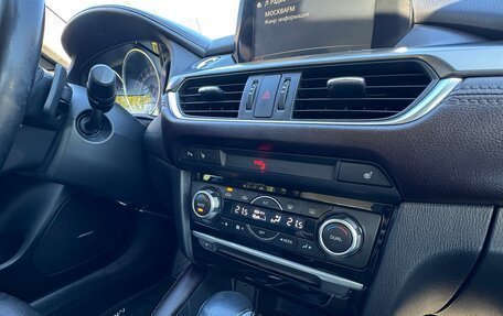 Mazda 6, 2016 год, 1 650 000 рублей, 18 фотография