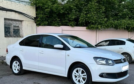 Volkswagen Polo VI (EU Market), 2012 год, 900 000 рублей, 1 фотография