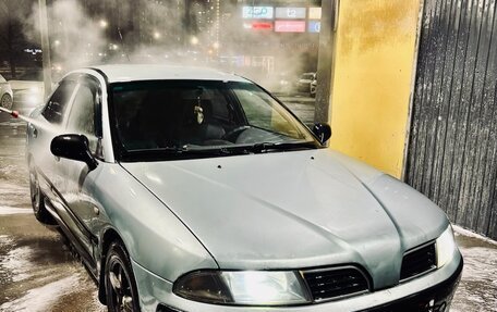Mitsubishi Carisma I, 2003 год, 435 000 рублей, 1 фотография