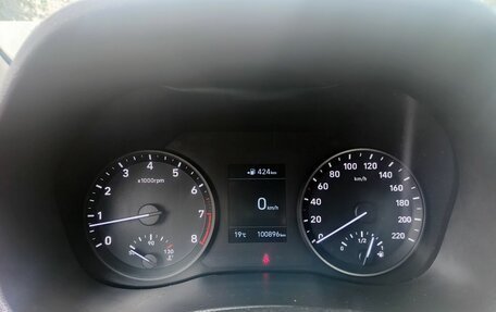 Hyundai Solaris II рестайлинг, 2019 год, 1 049 000 рублей, 13 фотография