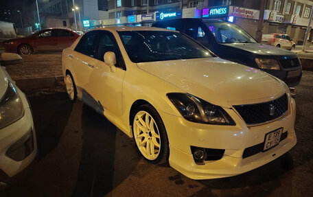 Toyota Crown, 2011 год, 1 850 000 рублей, 2 фотография