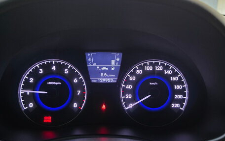 Hyundai Solaris II рестайлинг, 2011 год, 812 000 рублей, 5 фотография