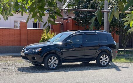 Mitsubishi Outlander III рестайлинг 3, 2008 год, 890 000 рублей, 1 фотография