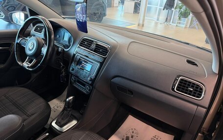 Volkswagen Polo VI (EU Market), 2017 год, 1 229 000 рублей, 13 фотография