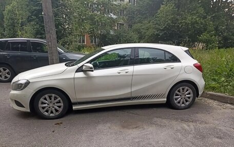 Mercedes-Benz A-Класс, 2014 год, 1 300 000 рублей, 1 фотография