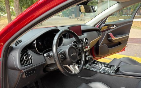 KIA Stinger I, 2021 год, 2 499 999 рублей, 19 фотография