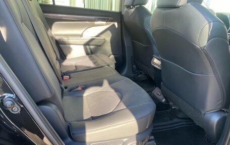 Toyota Highlander, 2026 год, 5 480 000 рублей, 9 фотография