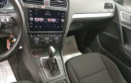 Volkswagen Golf VII, 2018 год, 1 650 000 рублей, 11 фотография