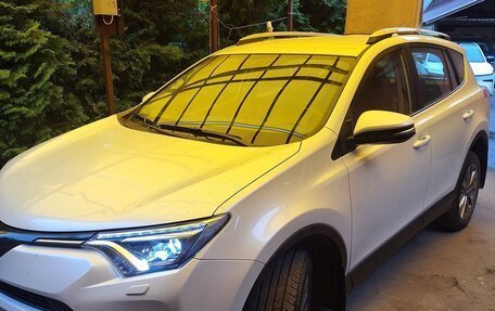 Toyota RAV4, 2019 год, 2 900 000 рублей, 1 фотография